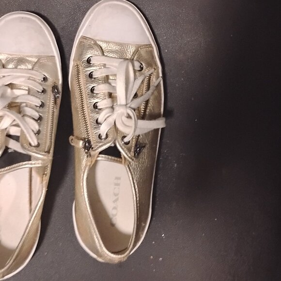 Women's COACH Shoes STYLISH & COMFY Sneakers✨ - Picture 5 of 6